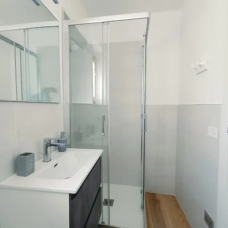 Apartment Casa Lisetta, 3-room With Lake View