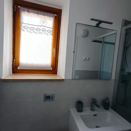 Casa Lisetta, 3-room With Lake View Apartment